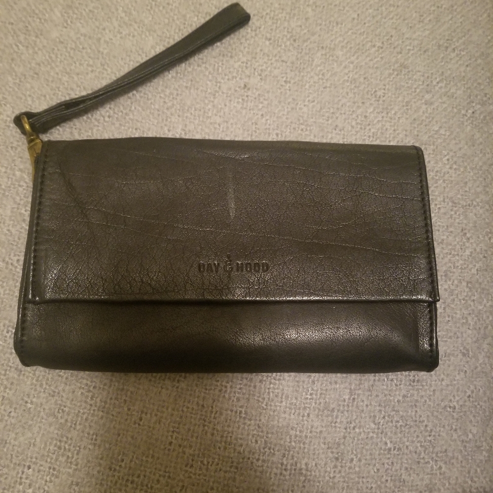 Wristlet
